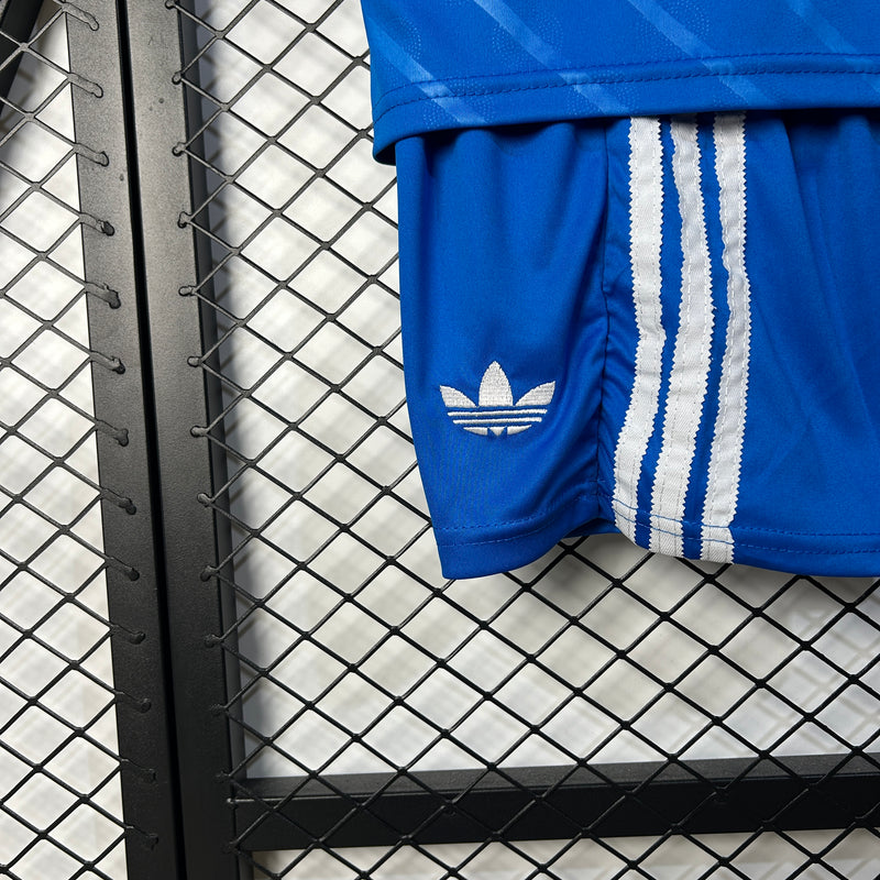 Conjunto Infantil Real Madrid terceiro 2025/26